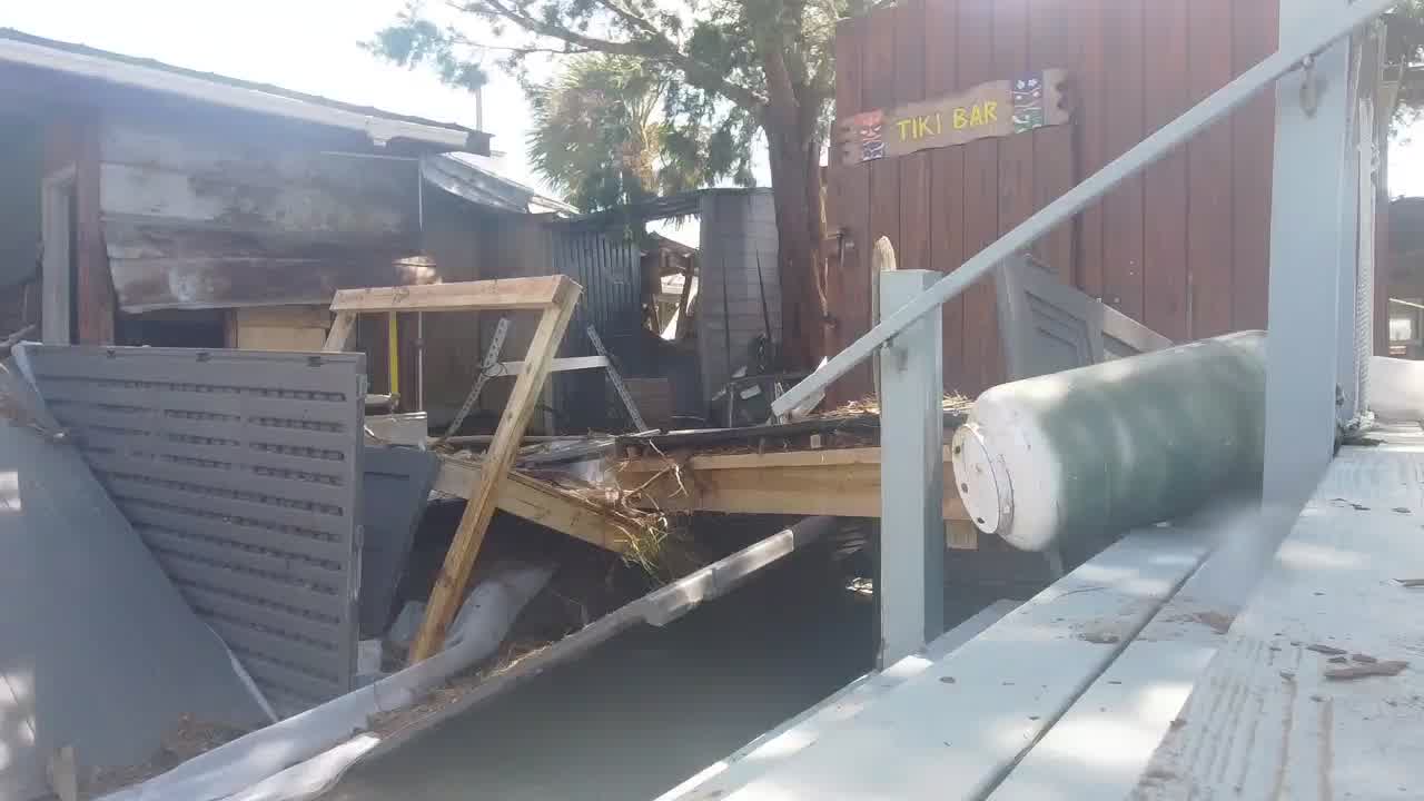 Hurricanetrack Low Key Hideaway Tiki Bar Interior Cam Helene (2024)