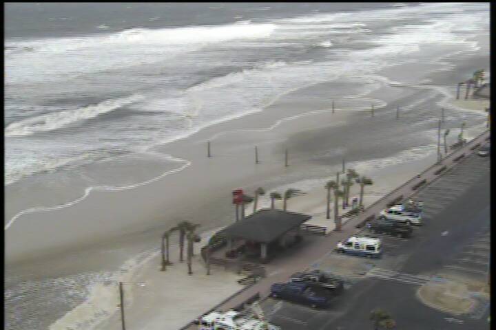 Gulf Shores AL Webcam (Isaac 2012 Approach)