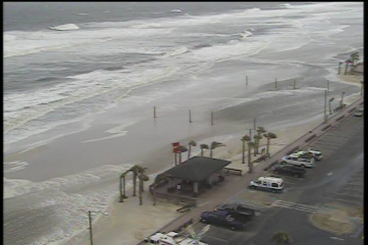 Gulf Shores AL Webcam (Isaac 2012 Approach)