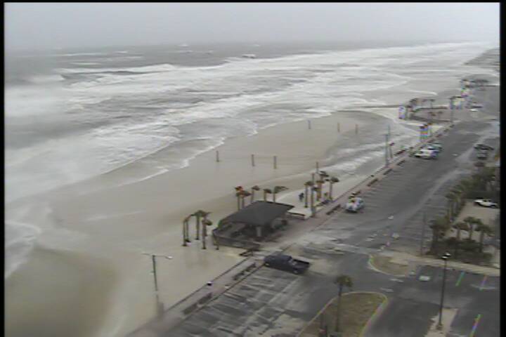 Gulf Shores AL Webcam (Isaac 2012 Approach)
