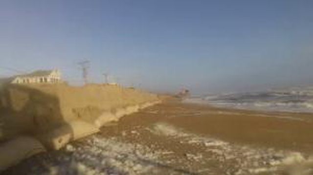 Surf Cam #1 of Kitty Hawk, NC on closest approach of Joaquin (2015)