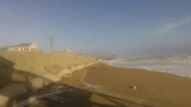Surf Cam #1 of Kitty Hawk, NC on closest approach of Joaquin (2015)