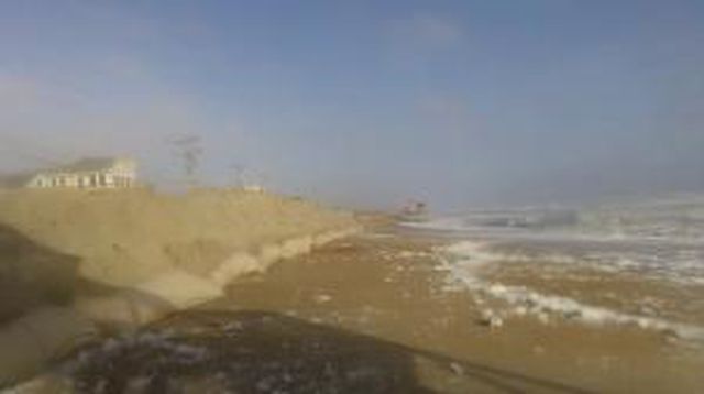 Surf Cam #1 of Kitty Hawk, NC on closest approach of Joaquin (2015)