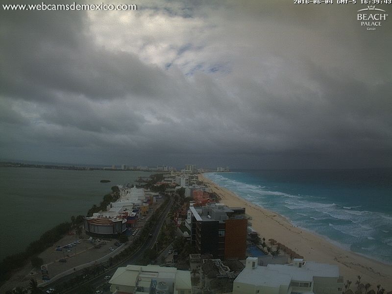 Beach Palace Webcam Cancun recording approach of TD#3 (June 2016)