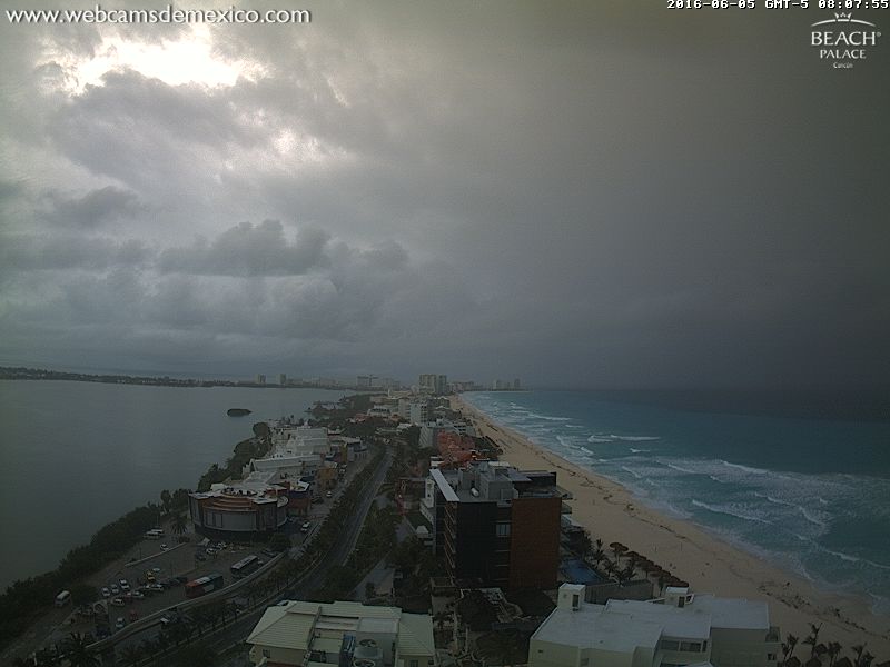 Beach Palace Webcam Cancun recording approach of TD#3 (June 2016)