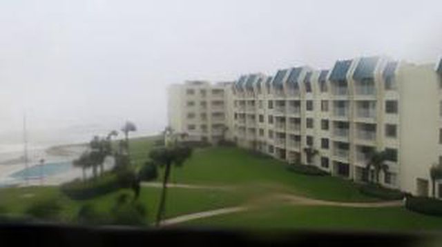 Hurricanetrack.com Mark Sudduth NSB South Webcam (Matthew)