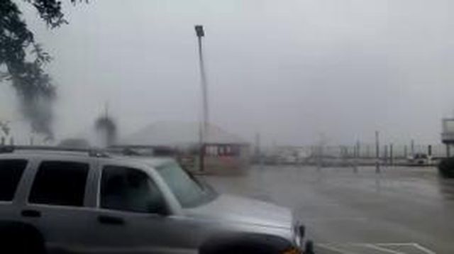 Hurricanetrack.com Mark Sudduth Murrels Inlet Cam (Matthew)
