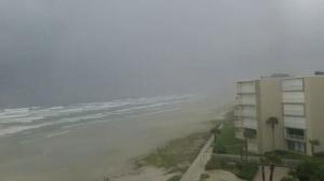 Hurricanetrack.com Mark Sudduth NSB Pelcian Webcam (Matthew)