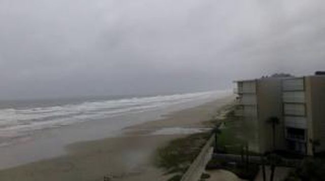 Hurricanetrack.com Mark Sudduth NSB Pelcian Webcam (Matthew)