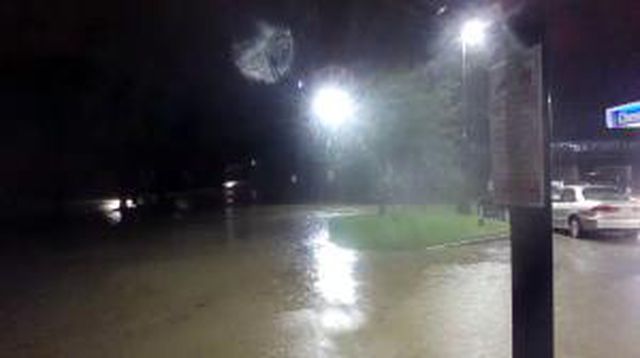 Hurricanetrack.com Mark Sudduth Greenhouse Rd Cam 2 Harvey (2017)