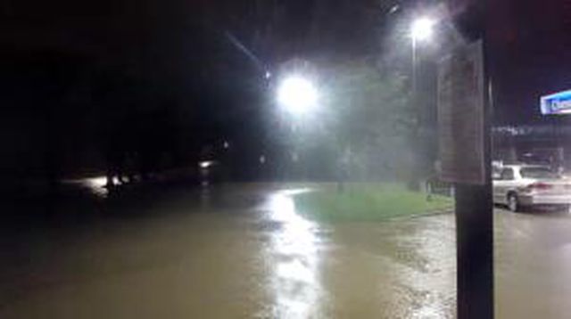 Hurricanetrack.com Mark Sudduth Greenhouse Rd Cam 2 Harvey (2017)