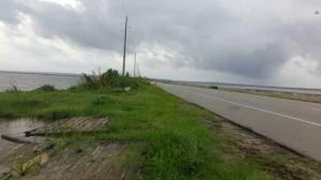 HurricaneTrack Mobile, AL - Battleship Parkway Cam Nate (2017)