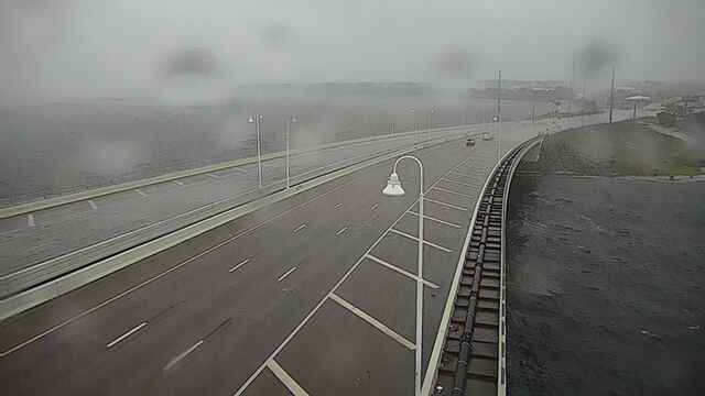 Hathaway Bridge Traffic Cam 2 East  Michael (2018)