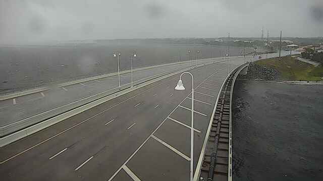 Hathaway Bridge Traffic Cam 2 East  Michael (2018)