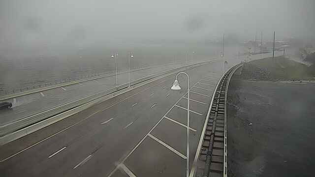 Hathaway Bridge Traffic Cam 2 East  Michael (2018)