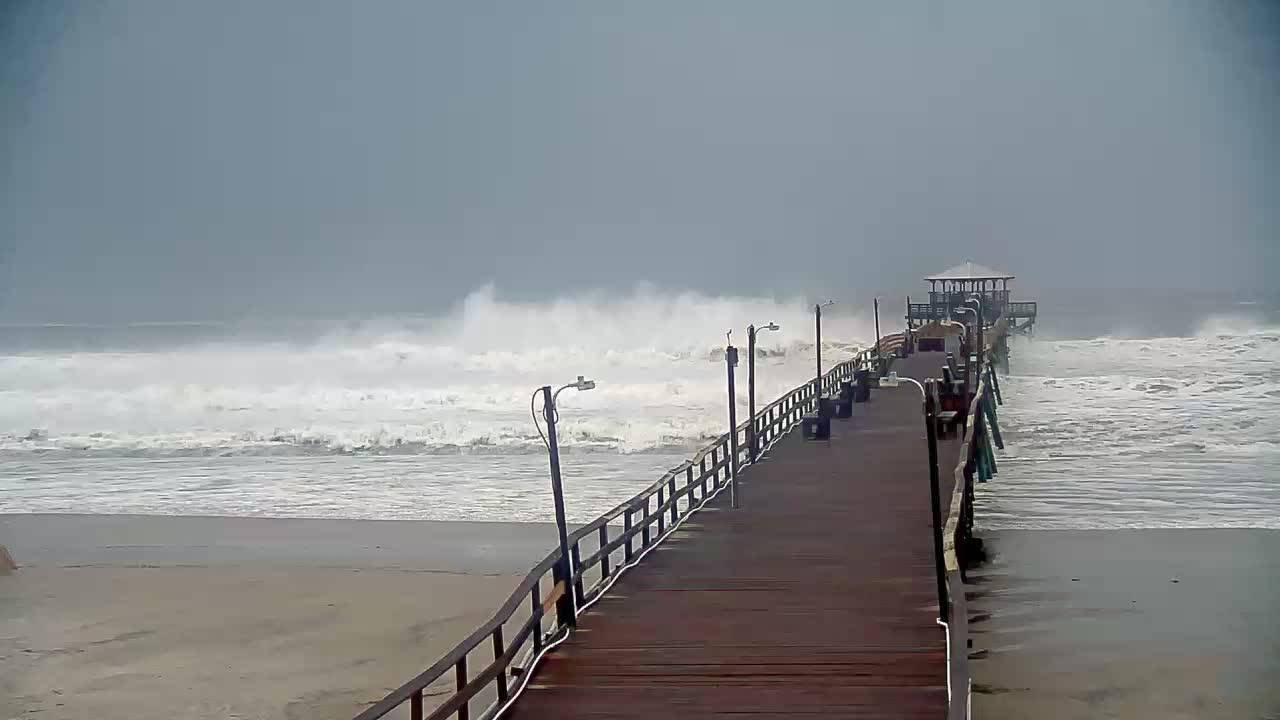 Oceanana Pier Fishing Cam (Atlantic Beach) for Florence Approach (2018)