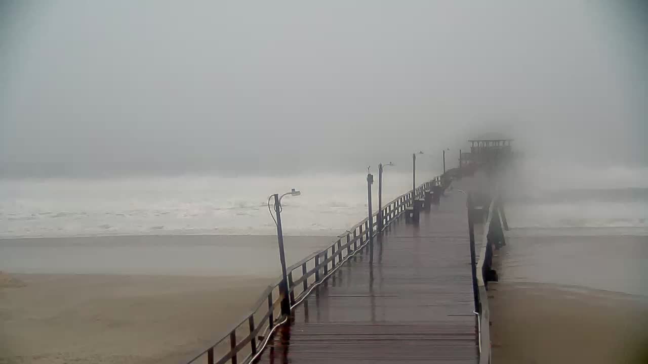 Oceanana Pier Fishing Cam (Atlantic Beach) for Florence Approach (2018)
