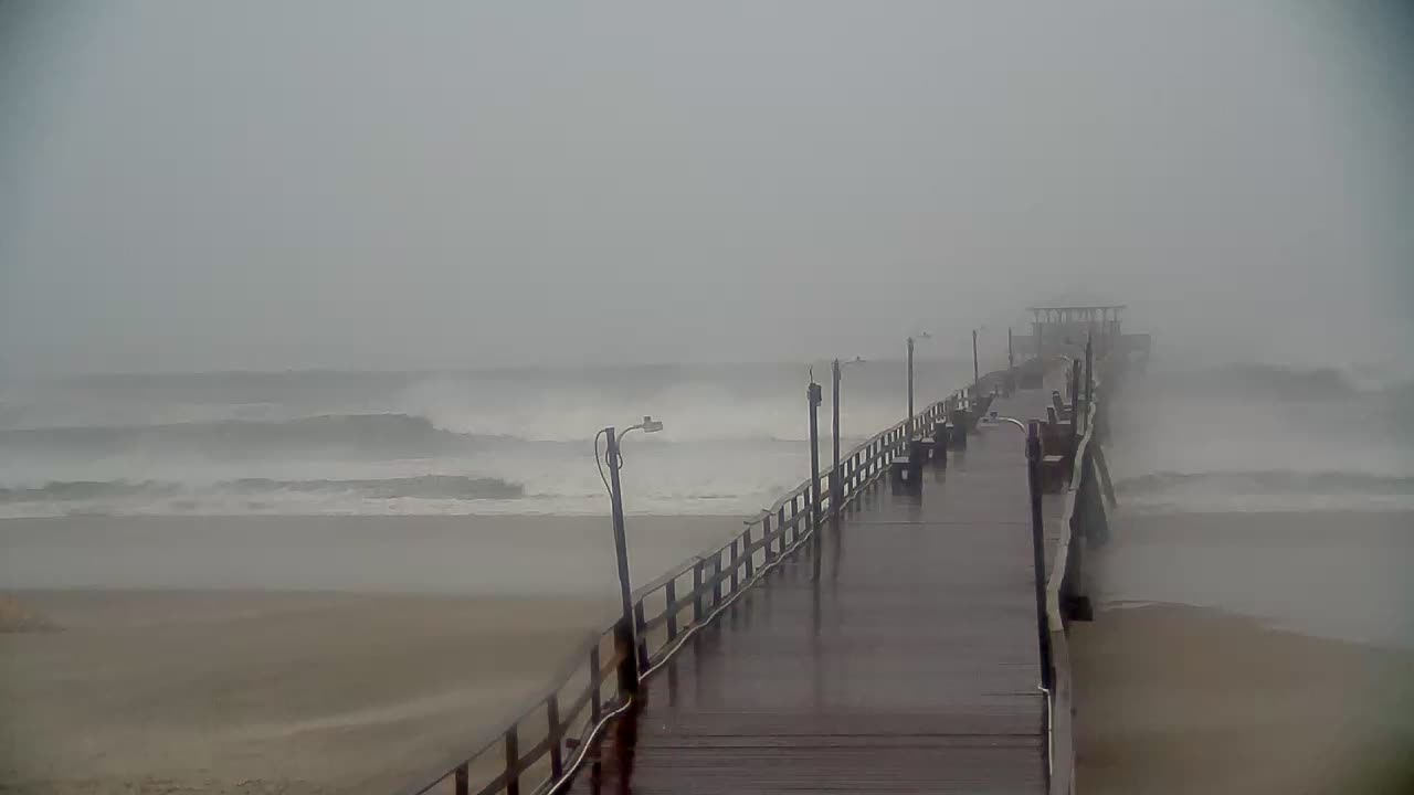 Oceanana Pier Fishing Cam (Atlantic Beach) for Florence Approach (2018)