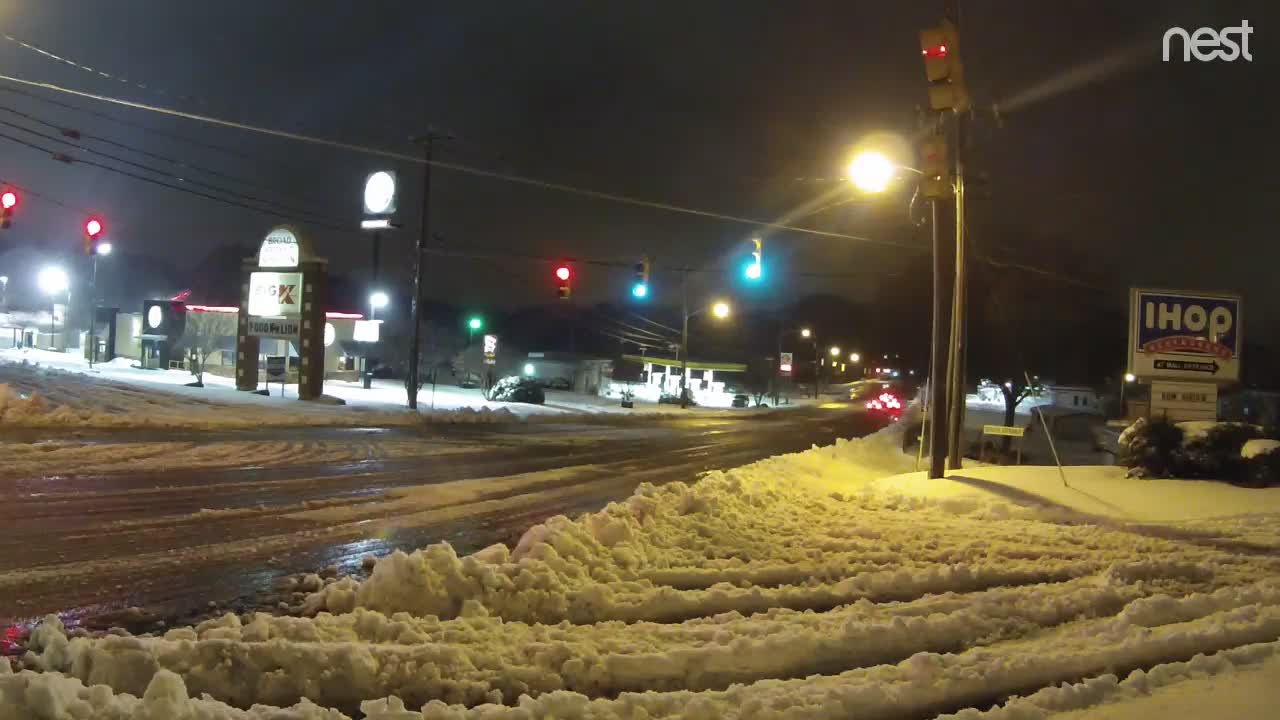 HurricaneTrack Statesville, NC Cam Dec Snowstorm (2018)