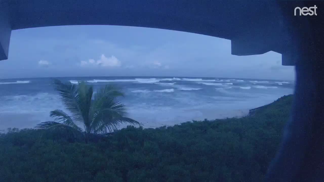 Calypso Beach, Abaco Island, Bahamas Cam Dorian (2019)