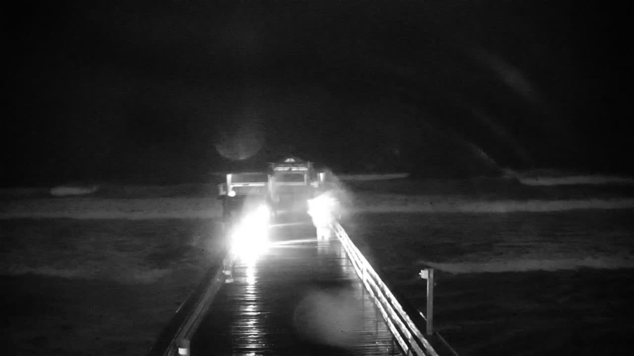 Cocoa Beach Pier Cam Dorian (2019)