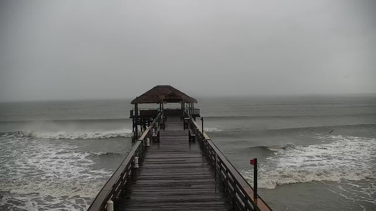 Cocoa Beach Pier Cam Dorian (2019)