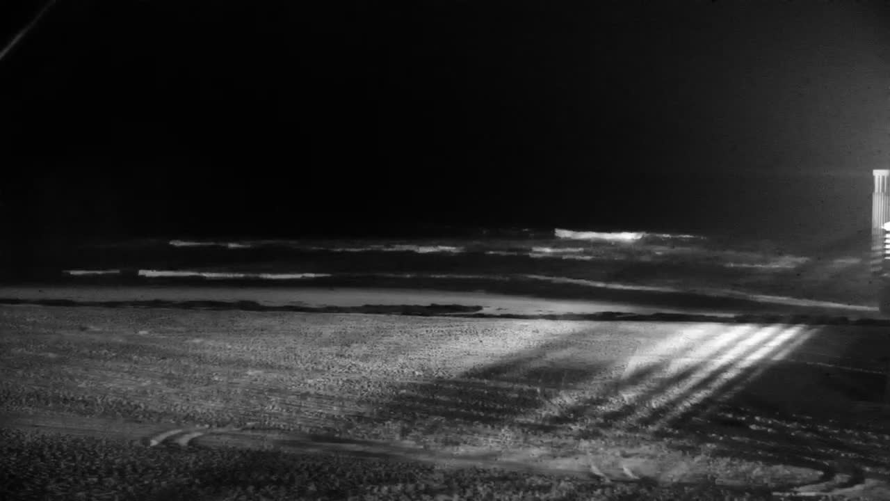 Jennette's Pier Nags Head, NC Cam 2 for Dorian Approach (2019)
