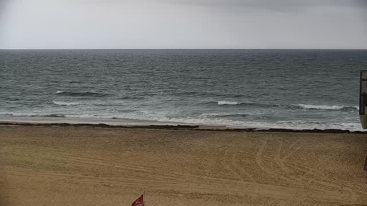 Jennette's Pier Nags Head, NC Cam 2 for Dorian Approach (2019)