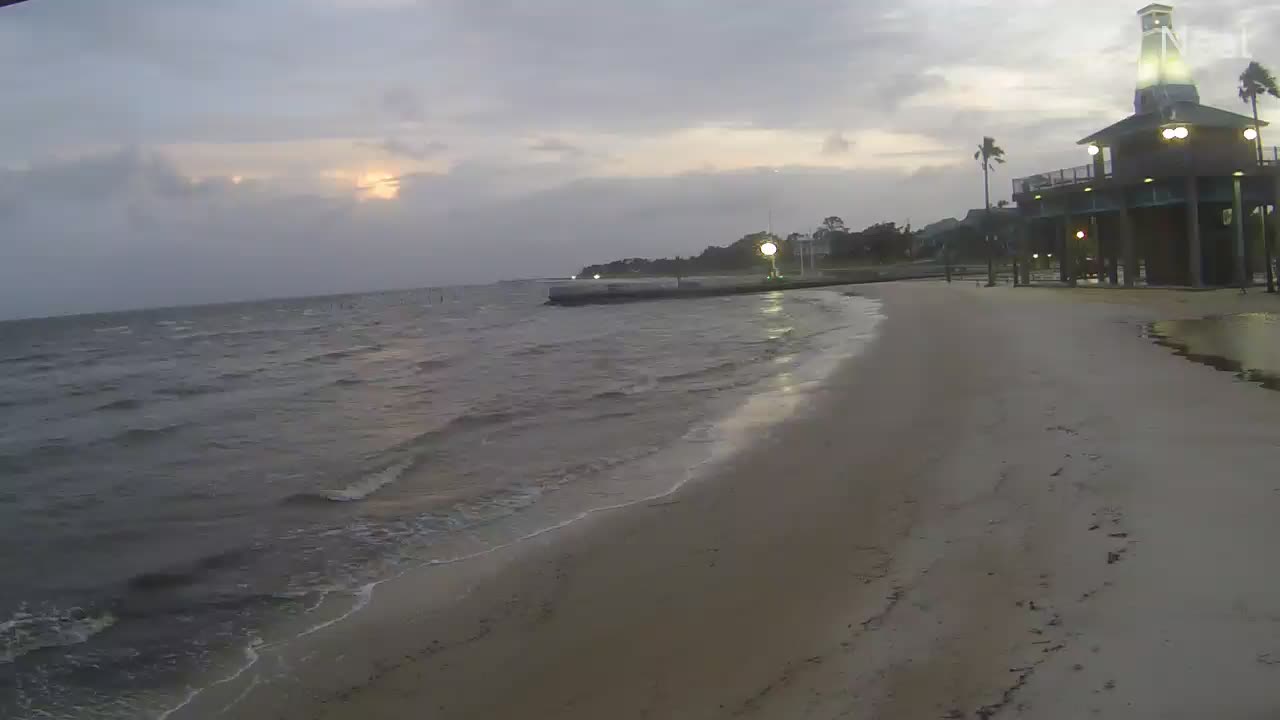 Hurricanetrack.com Mark Sudduth Waveland, MS Cam #3 Barry (2019)