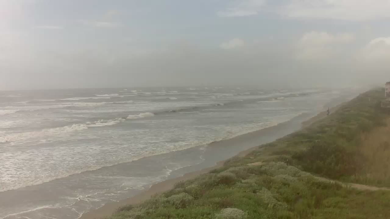 Bluewater Beach Bolivar Camera Recording Laura (2020)