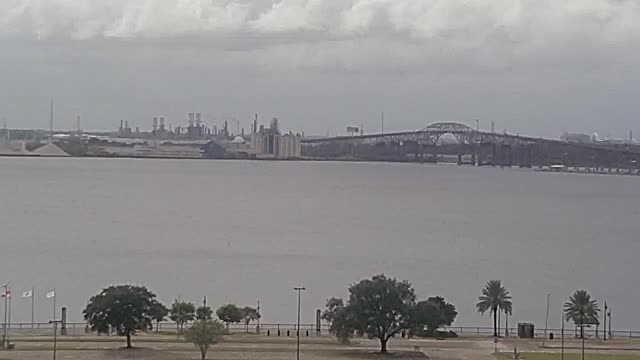 Lake Charles Camera Recording Laura (2020)