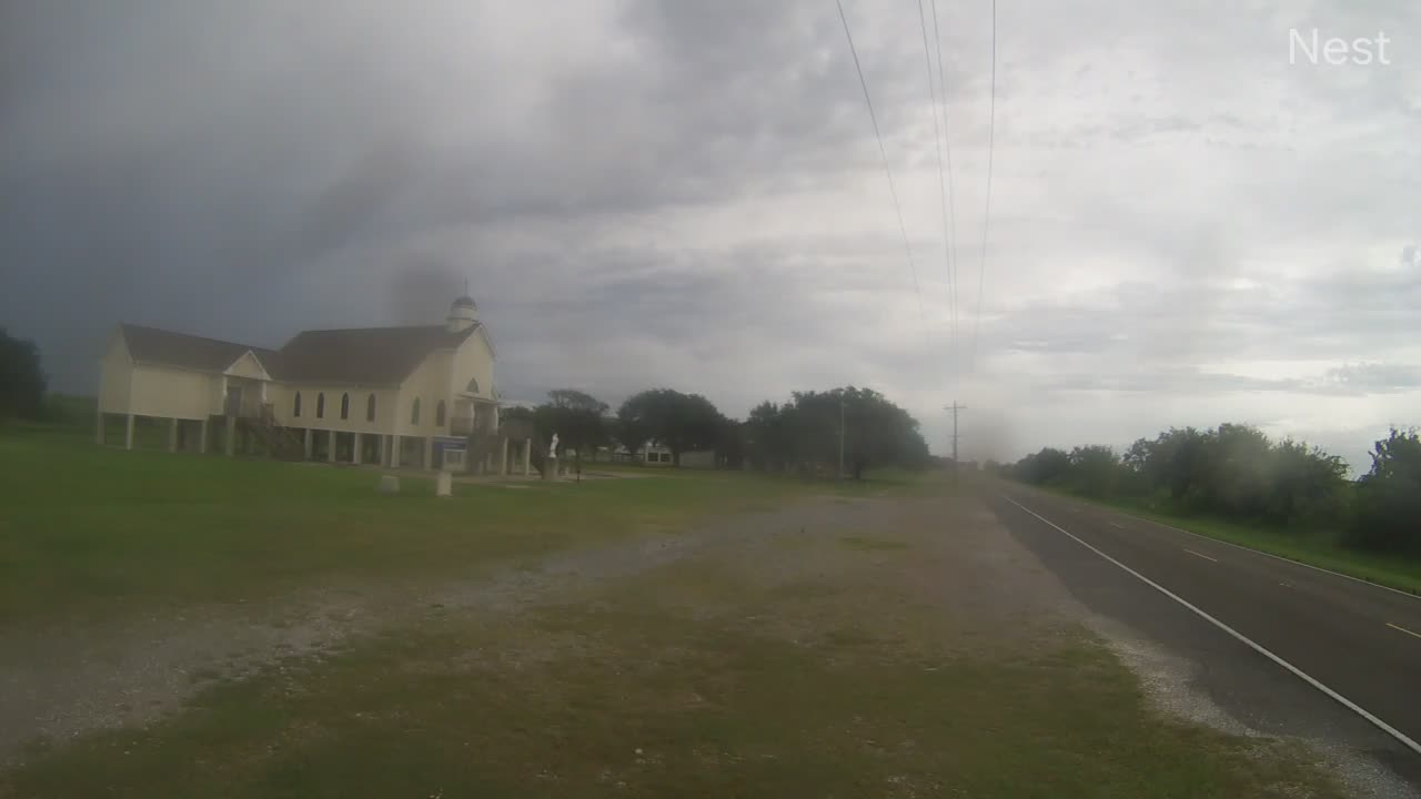 Johnson Bayou, LA (East of Sabine) Hurricane Track Cam 2 Recording Laura (2020)
