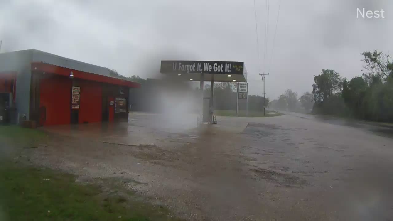 Hurricanetrack.com Pecan Island Food Store, LA CAM Delta (2020)