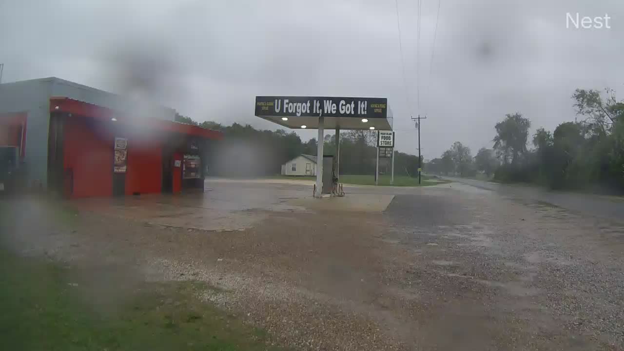 Hurricanetrack.com Pecan Island Food Store, LA CAM Delta (2020)