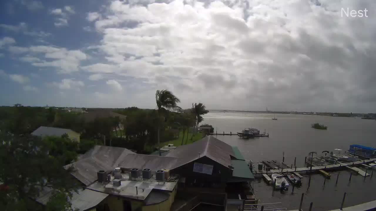 Vero Beach Cam Eta (2020)