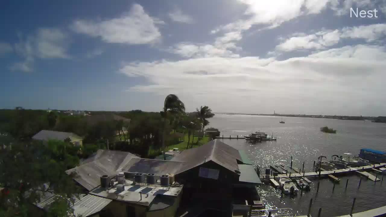 Vero Beach Cam Eta (2020)