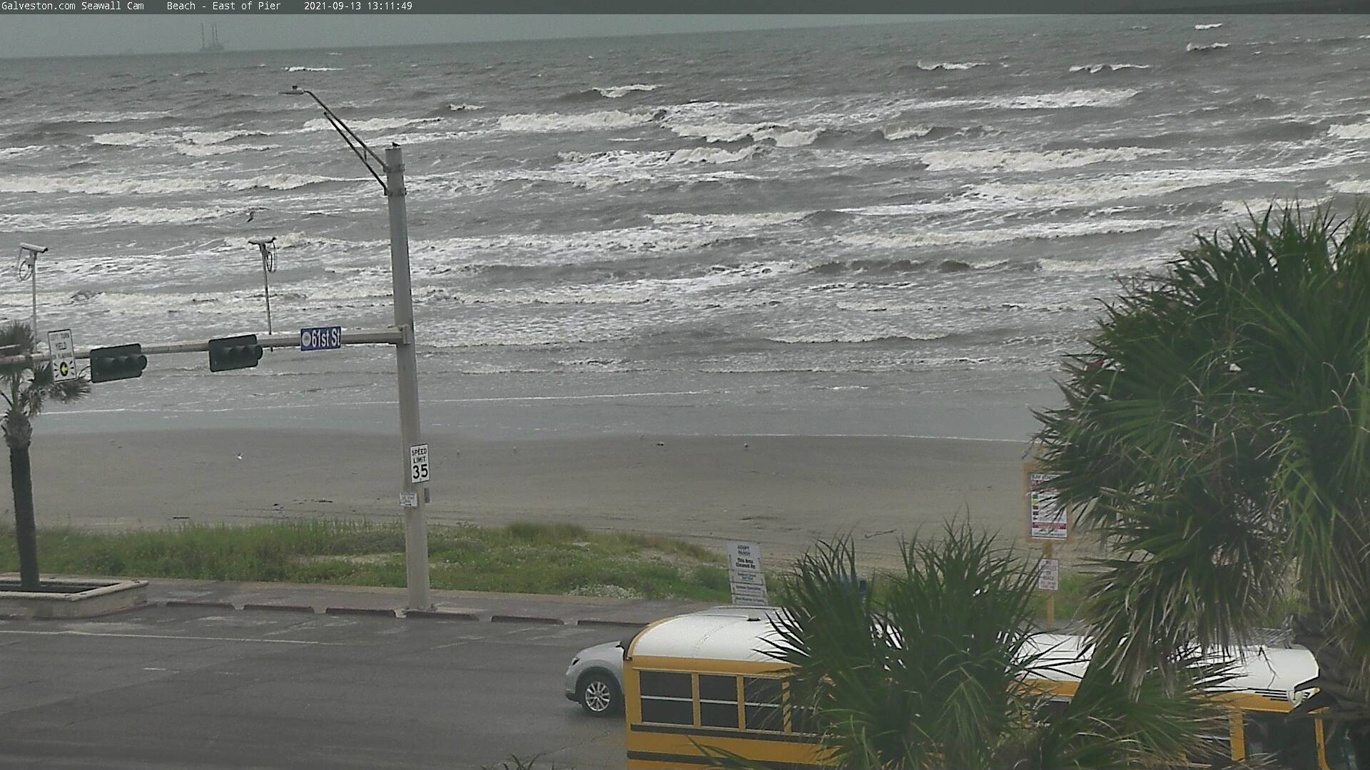 Galveston Seawall Cam - Nicholas (2021)
