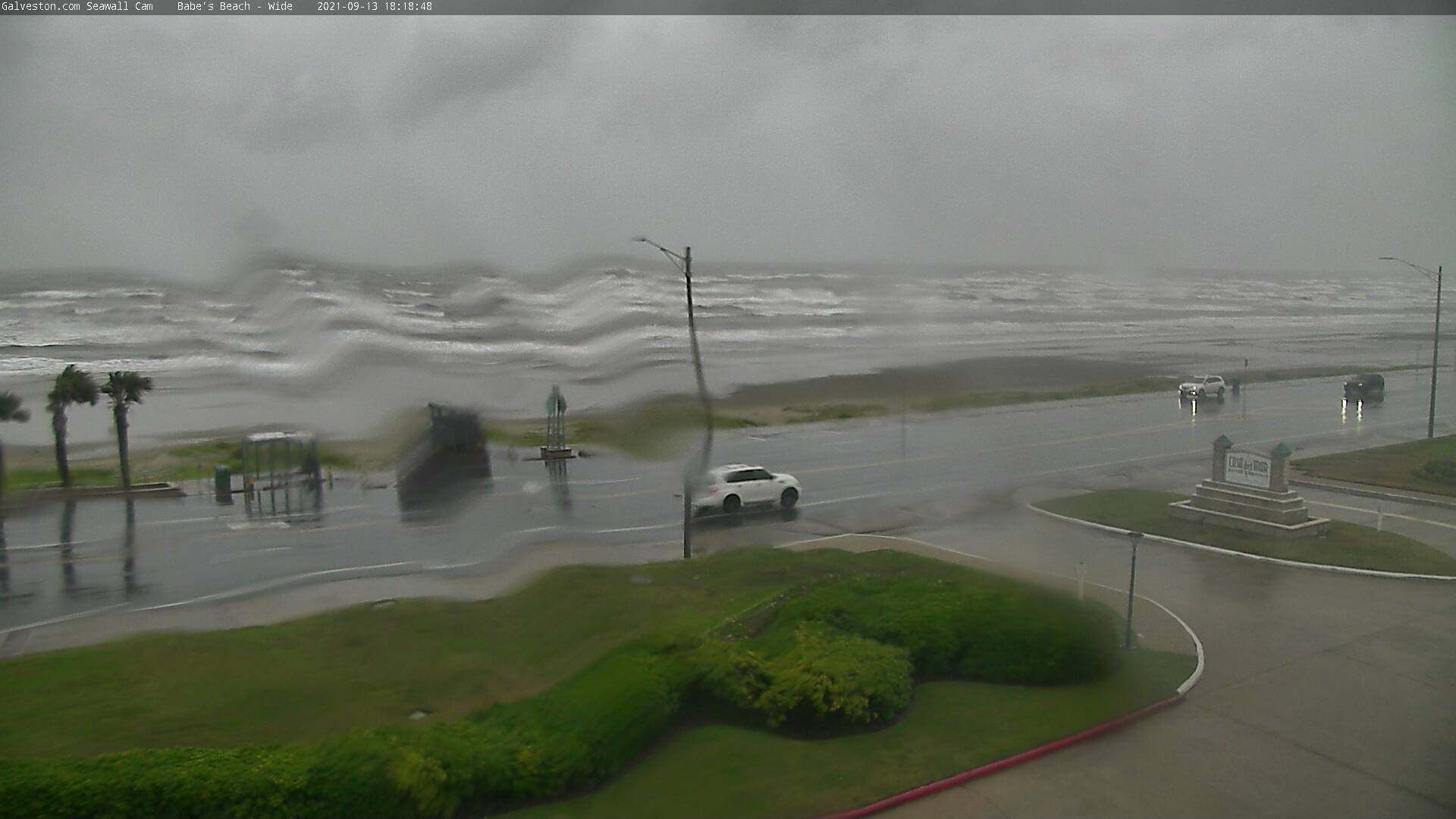 Galveston Seawall Cam - Nicholas (2021)