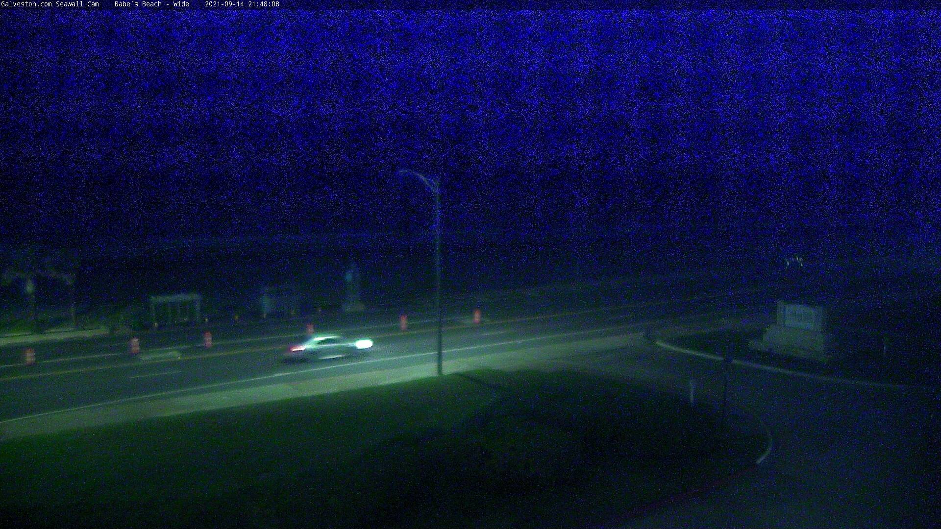 Galveston Seawall Cam - Nicholas (2021)