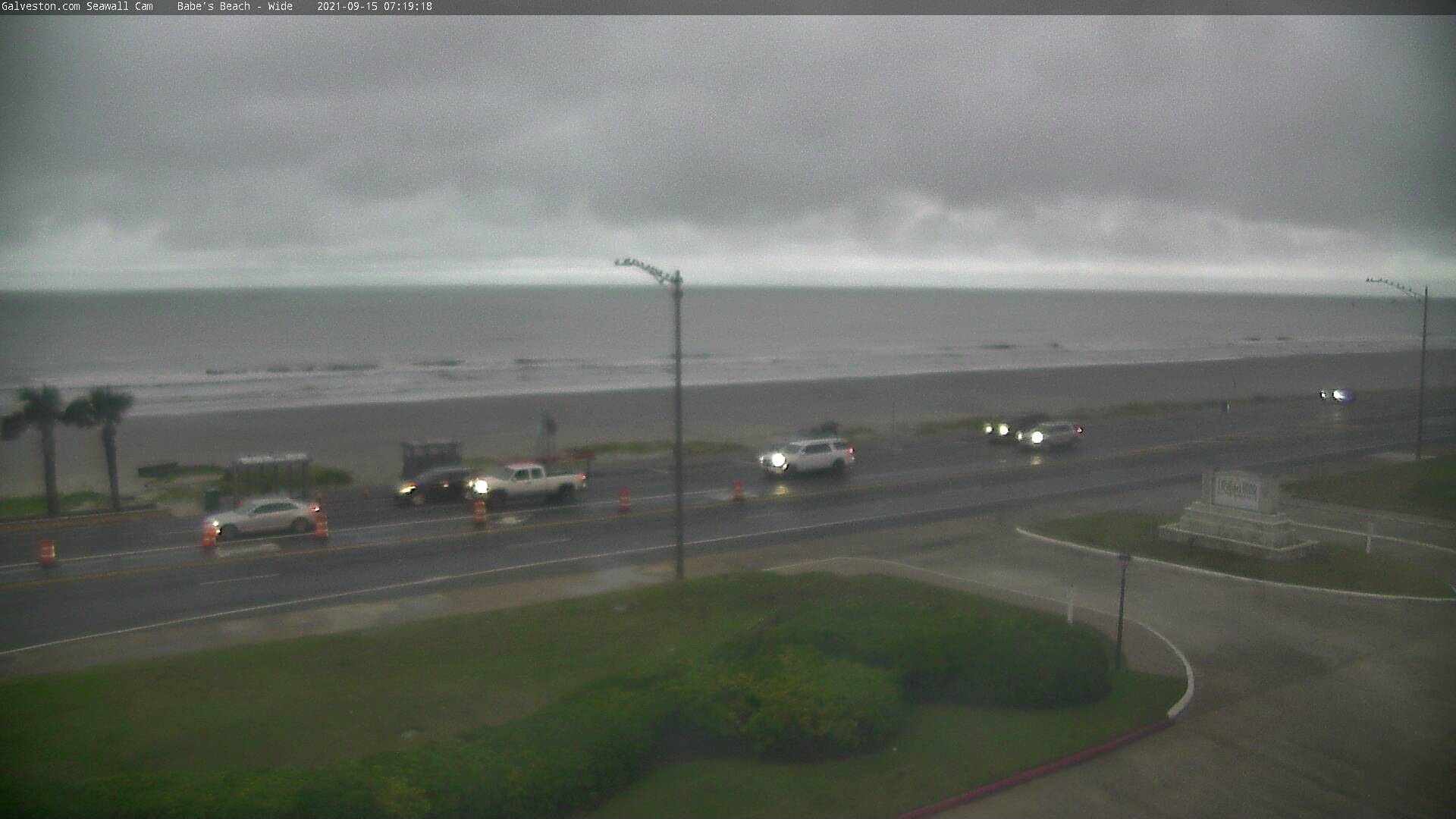 Galveston Seawall Cam - Nicholas (2021)