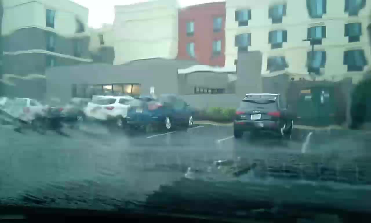 Hurricanetrack.com Mark Sudduth Vehicle Cam Henri (2021)