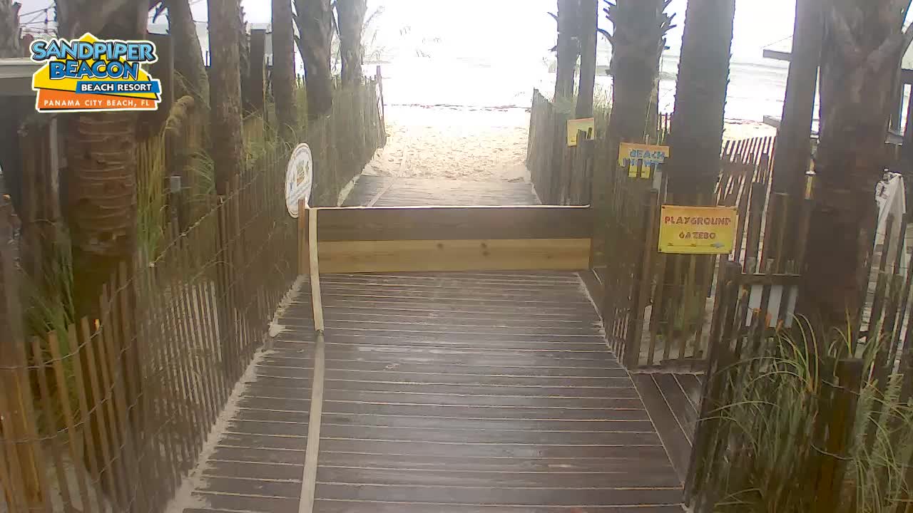 Sandpier Beacon Beach Resort Cam, PCB Fred (2021)