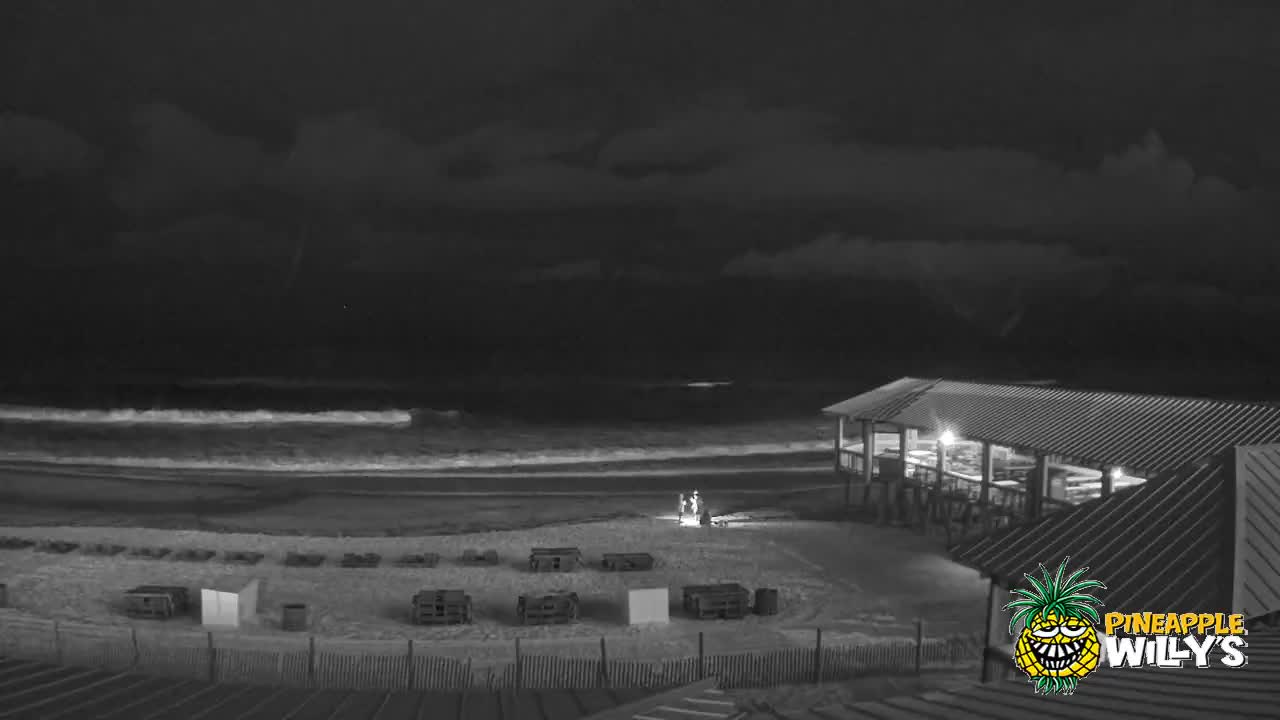 Pineapple Willy's Restaurant Pier PCB Cam 2 Fred (2021)