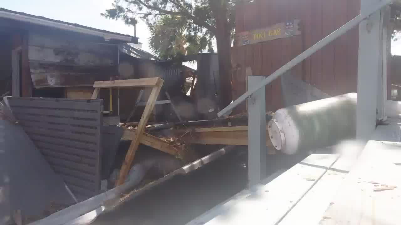 Hurricanetrack Low Key Hideaway Tiki Bar Interior Cam Helene (2024)