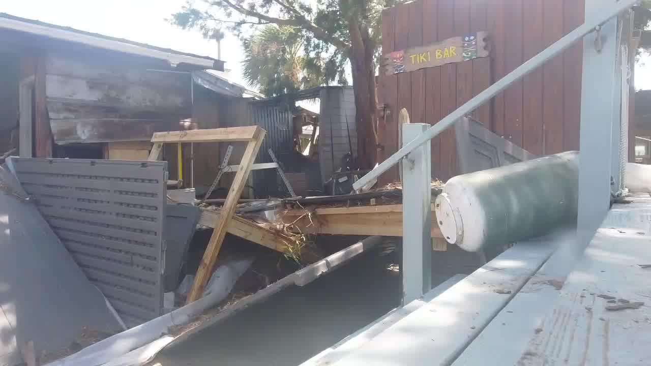 Hurricanetrack Low Key Hideaway Tiki Bar Interior Cam Helene (2024)