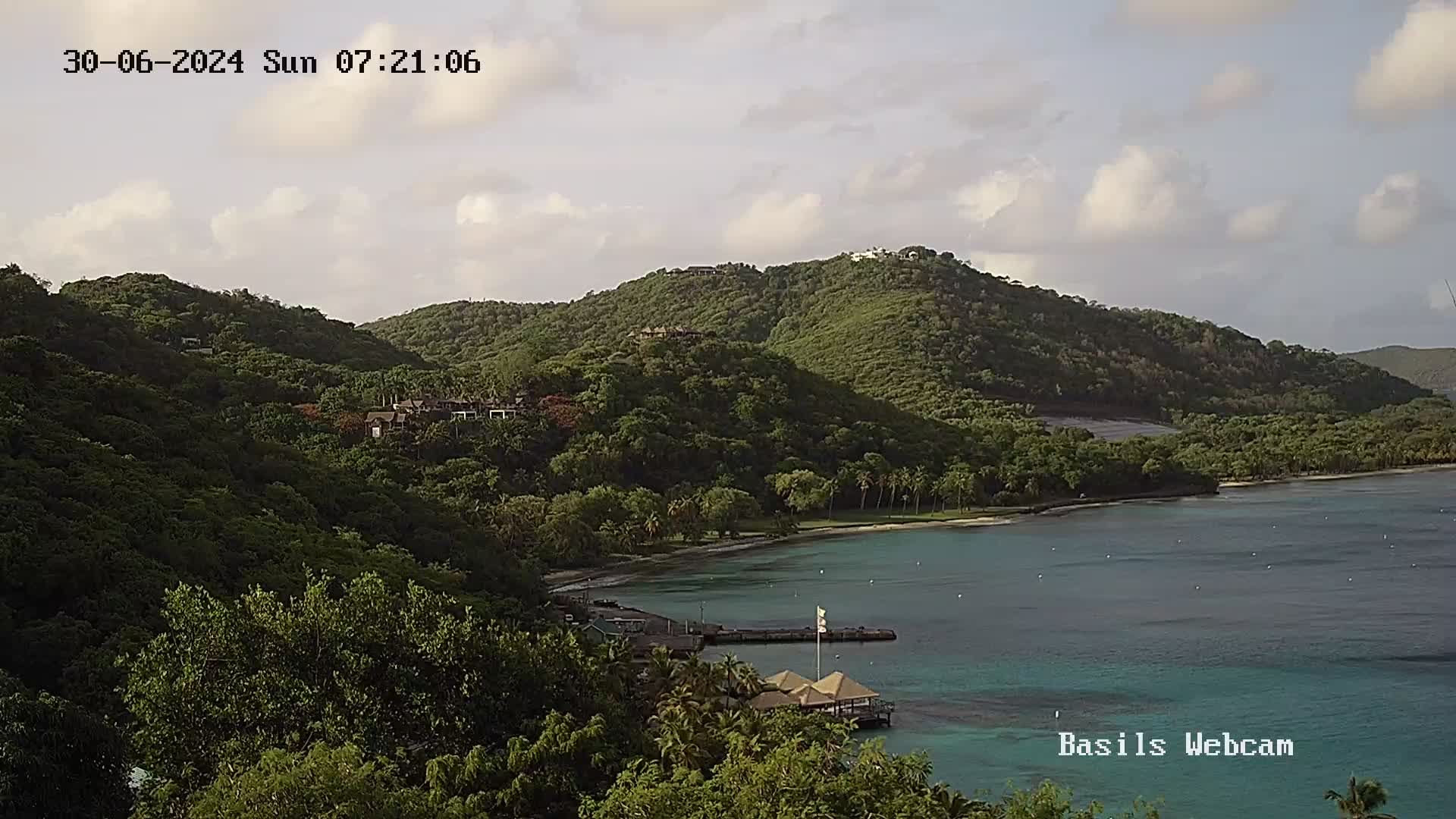 Basils Bar Musituq St. Vincent and the Grenadines - Recording Beryl (2024)